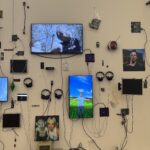 L’art contemporain à corps perdu : les futurs profs-doc s’essaient à la médiation au FRAC